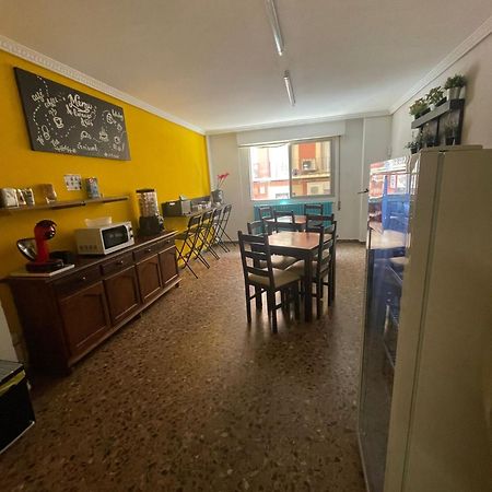 Hostal Milmarcos Zaragoza Eksteriør bilde