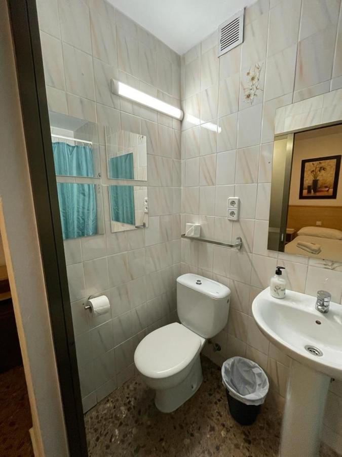 Hostal Milmarcos Zaragoza Eksteriør bilde