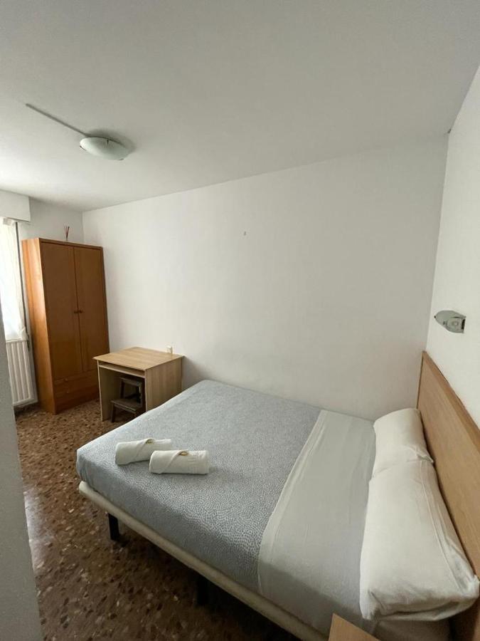 Hostal Milmarcos Zaragoza Eksteriør bilde