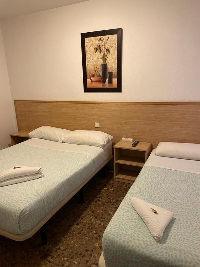 Hostal Milmarcos Zaragoza Eksteriør bilde